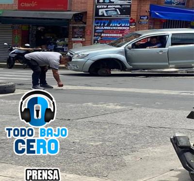 EN LA CALLE 11 CON 8 